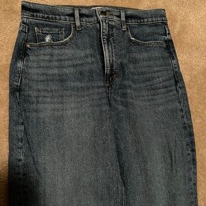 Loft jeans size 29/8 high waisted relaxed fit.
